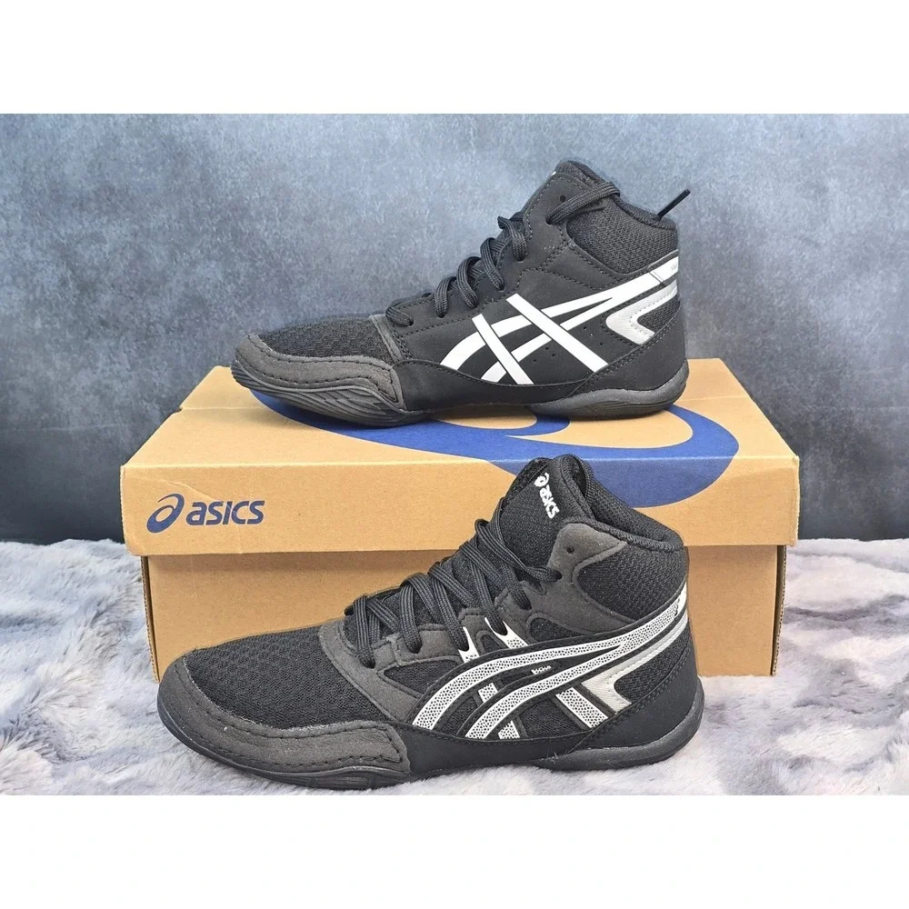 NWB SZ 1.5Y Asics Snapdown 4 GS Black White Wrestling Shoes Kids